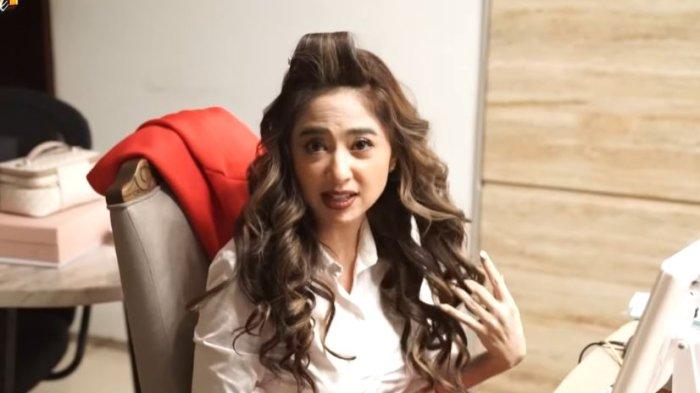 Dewi Perssik