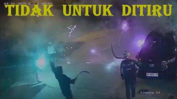 Dua kelompok remaja melakukan aksi tawuran di Jalan Fatmawati, Kelurahan Rajawali, Kecamatan Jambi Timur pada Selasa (16/4) sekitar 04:00 WIB terekam video CCTV dan viral di media sosial.