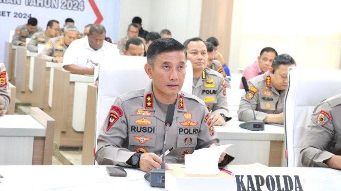 Kapolda Jambi, Irjen Pol Rusdi Hartonopimpin acara Gelar Operasional (GO) Triwulan (TW) I Polda Jambi dan Jajaran, pada Kamis (21/03/2024)