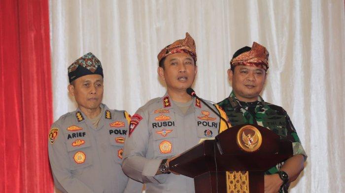 Bakti Sosial (Baksos) dan Bakti Kesehatan ( Bakkes) 32 Tahun Pengabdian Akabri 1991- Nawa Tunggal dihadiri langsung Kapolda Jambi, Irjen Pol. Rusdi Hartono, Danrem 042/Gapu, Brigjen TNI Supriono dan Gubernur Jambi, Al Haris Sabtu (21/10/2023).