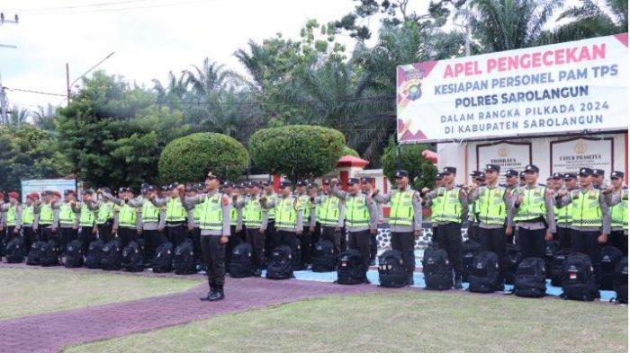 Pengecekan kesiapan personel pengamanan Tempat Pengumuman Suara (TPS) Pilkada Serentak Tahun 2024 pada Kamis, (21/11/2024)