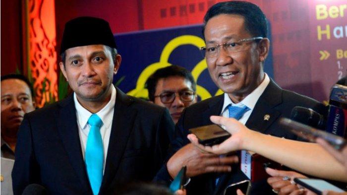 Dr. Supratman Andi Agtas, S.H., M.H. Menteri Hukum dan HAM saat di wawancarai awak media