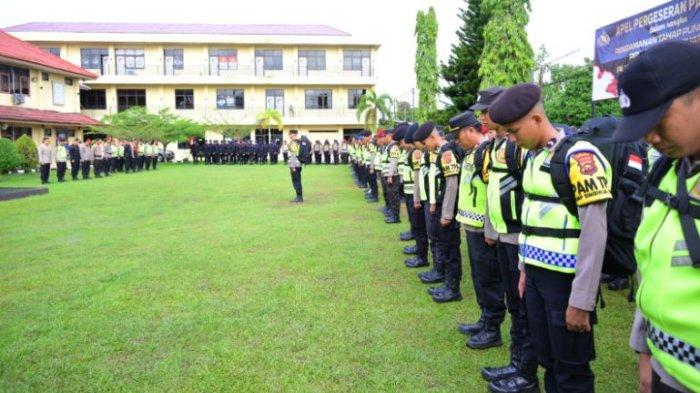 Wakapolda Jambi Brigjen Pol Edi Mardianto menggelar apel kesiapan pengamanan Pilkada serentak Tahun 2024 di Polres Bungo pada Selasa, (26/11/2024)