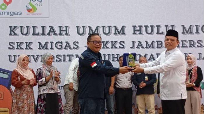 SKK Migas dan PetroChina International Jabung Ltd serta KKKS Jambi memberikan kuliah umum kepada mahasiswa-mahasiswi Universitas Muhammadiyah (UM) Jambi, Kamis (27/6/2024).
