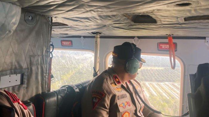 Wakapolda Jambi Brigjen Pol. Edi Mardianto memimpin Pemantauan titik lokasi api Karhutla di wilayah Jambi pada Selasa (30/02024)