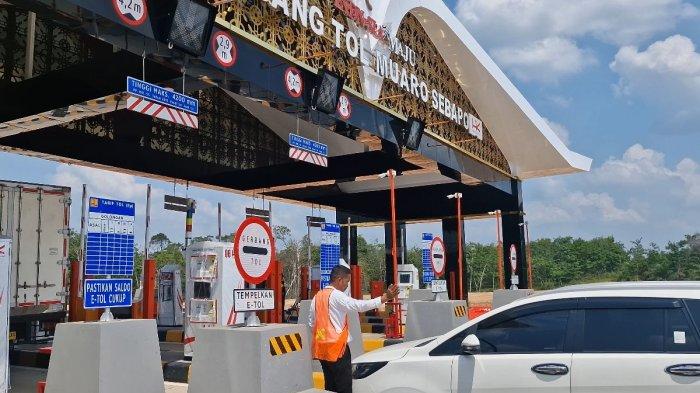 5 Truck Dilempari Saat Melintasi Jalan Tol Baleno, Pengelola Serahkan ke Polisi