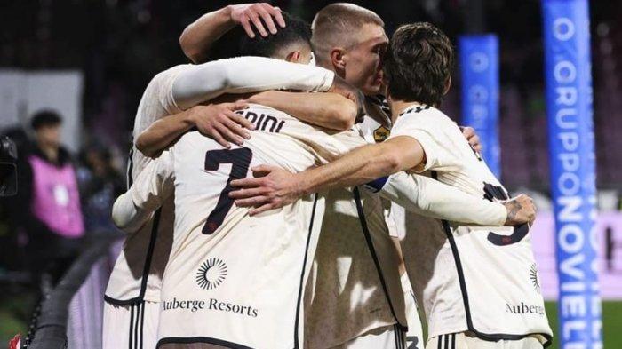 AS Roma berhasil menglahkan Salernitana dalam pertandingan Serie A Italia pada Selasa (30/1/2024) dini hari.