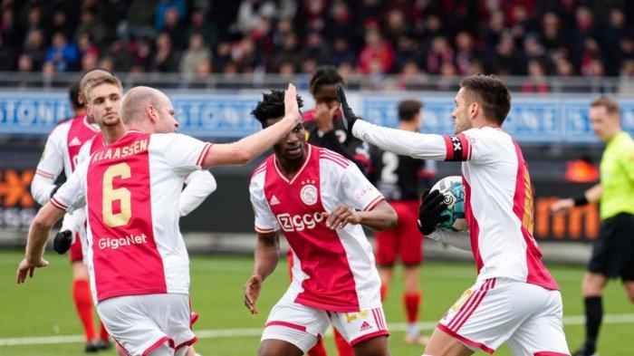 Ajax akan menghadapi Cambuur di Eredivisie malam ini