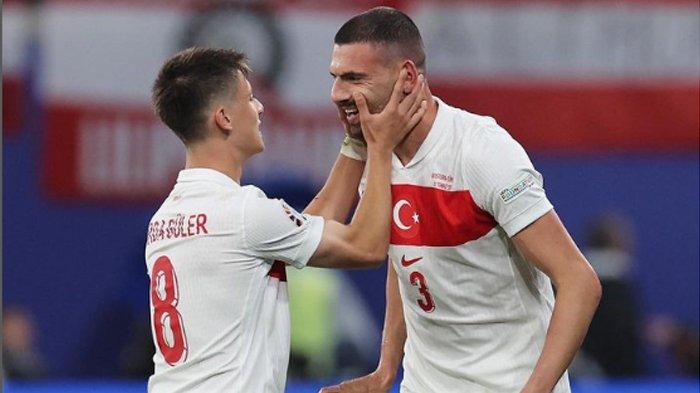 Arda Guler dan Merih Demiral di Timnas Turki