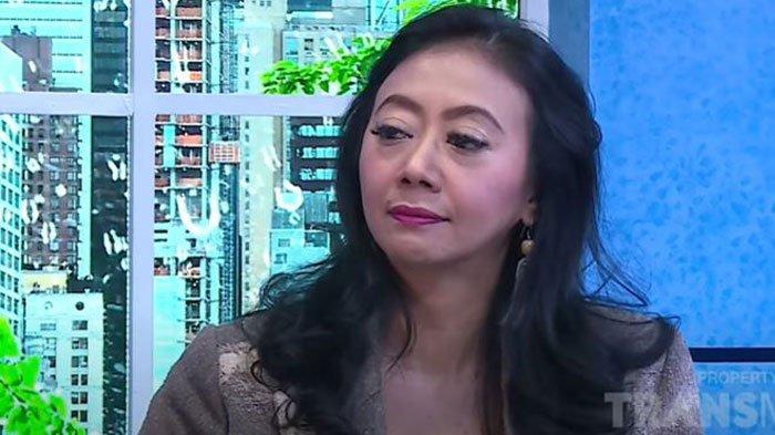 Asri Welas Cerita Tentang Perceraian Setelah 17 Tahun Pernikahan