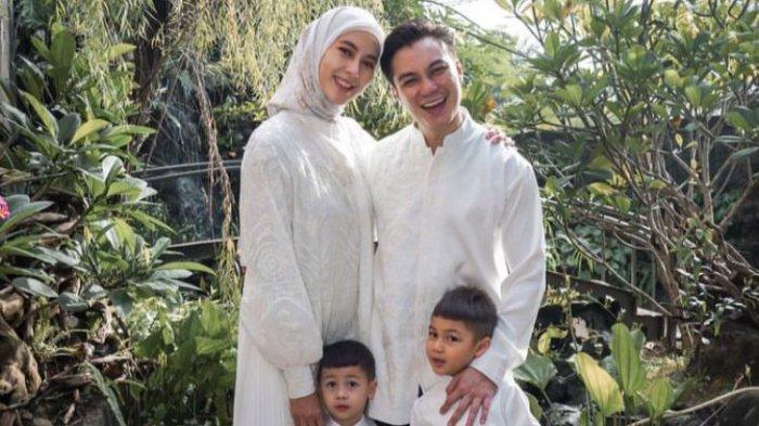 Baim Wong bersama Paula Verhoeven saat lebaran pertama