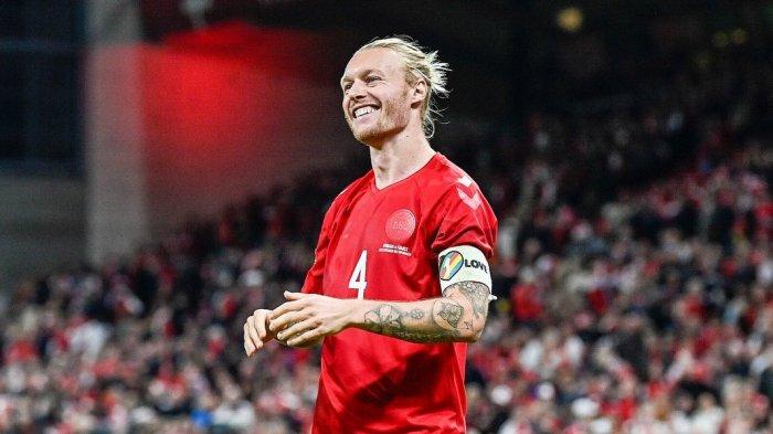 Bek AC Milan, Simon Kjaer di timnas Denmark