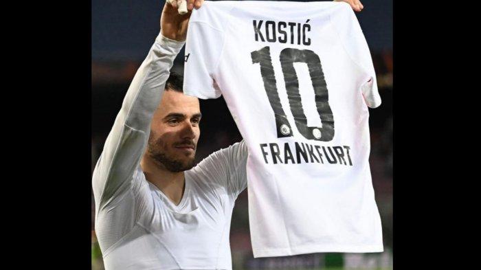 Bek Sayap Eintracht Frankfurt, Filip Kostic, yang jadi incaran Inter Milan, Juventus, Lazio, dan Napoli