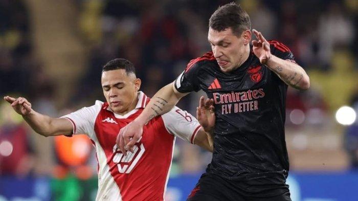 LIGA CHAMPIONS - Duel pemain Benfica dan AS Monaco dalam pertandingan Liga Champions. Kedua tim akan kembali bertemu di leg kedua babak play off Liga Champions, pada Rabu (19/2/2025) dini hari. (Foto ini diambil dari Instagram klub Benfica).