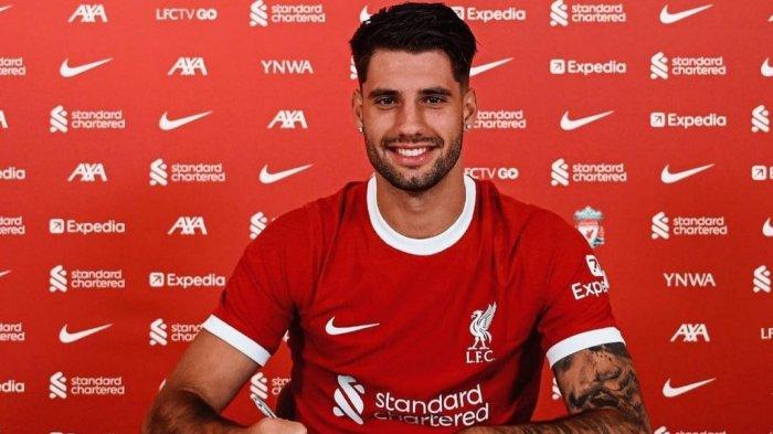 Dominik Szoboszlai tandatangani kontrak di Liverpool