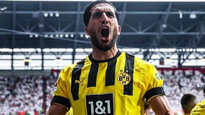 Emre Can di Borussia Dortmund