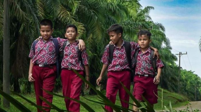 Fasilitas Pendidikan di PalmCo Menjadi Tempat Bertumbuh Anak Karyawan dan Warga Sekitar Kebun