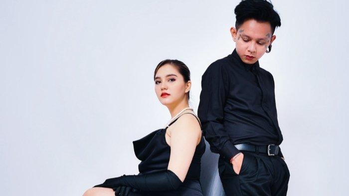 Meski isu perselingkuhan baru muncul belakangan ini, rupanya Juliette Angela sudah lama ingin berpisah dari Sexy Goath.