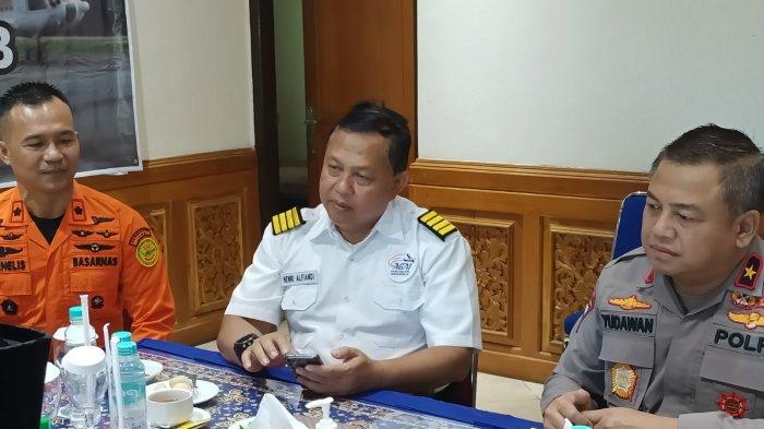 Kepala Basarnas RI, Marsekal Madya Henri Alfiandi (tengah) saat di Jambi, 16 Juni 2023