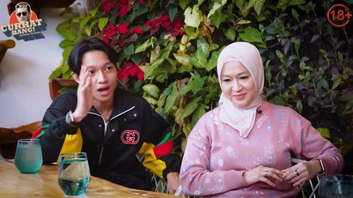 Okie Agustina dan anaknya Keisha Alvaro