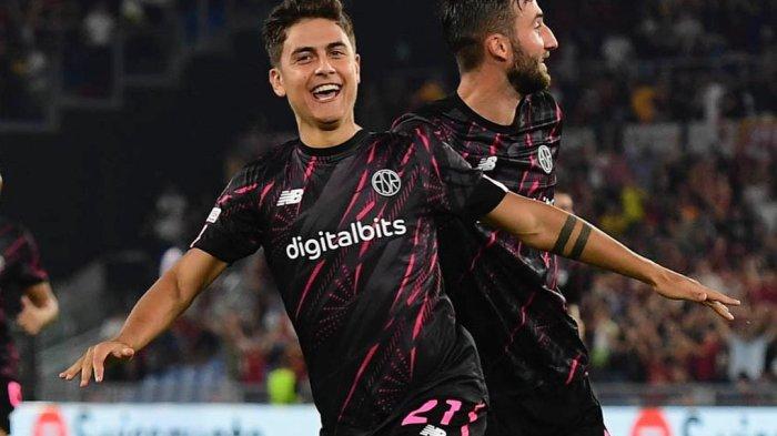 Paulo Dybala Selebrasi usai cetak gol di laga AS Roma vs HJK Helsinki
