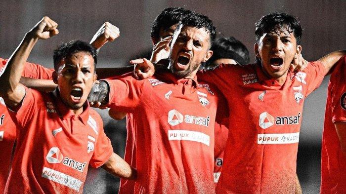 Pemain Borneo FC selebrasi usai mengalahkan PSIS Semarang