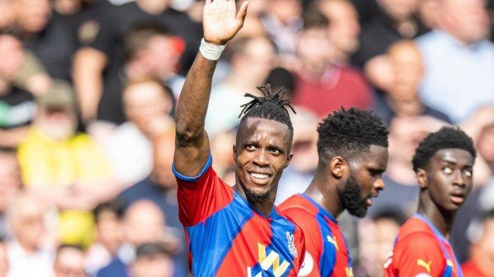 Pemain Crystal Palace, Wilfried Zaha yang diminati AS Roma 08072022