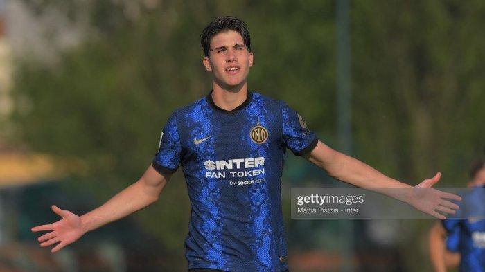 Pemain Muda Inter Milan Cesare Casadei, yang jadi incaran Chelsea