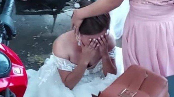Pengantin Wanita Menangis