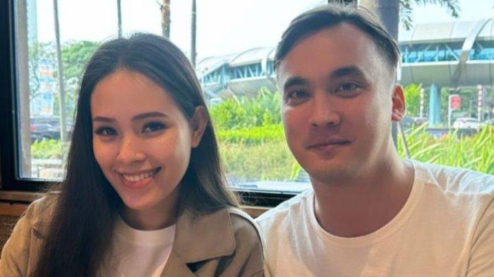 Rendy Kjaernett Rayakan Ulang Tahun Lady Nayoan