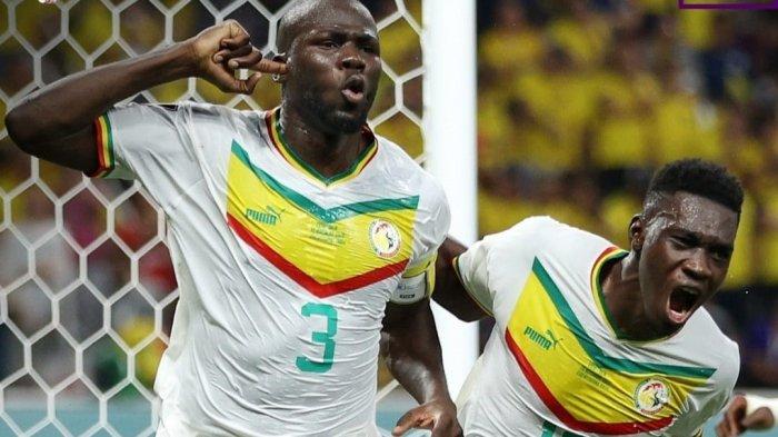 Pemain Timnas Senegal Rayakan Gol Yang dicetak ke gawang Ekuador dalam laga terakhir grup A Piala Dunia 2022