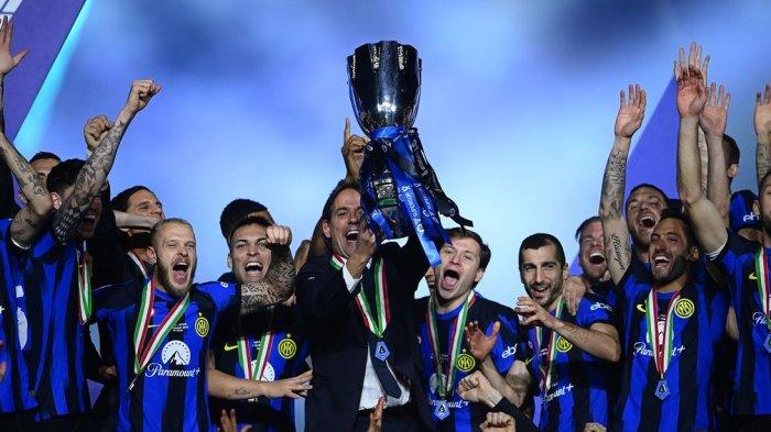Simone Inzaghi bersama skuad Inter Milan
