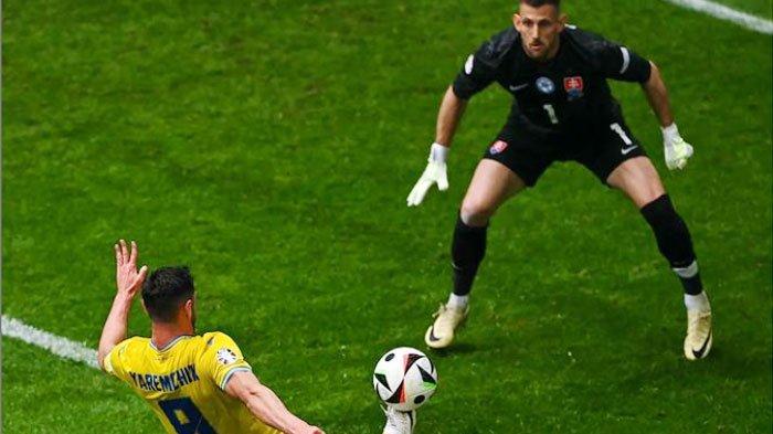 Gol penentu kemenangan Ukraina atas Slowakia yang dicetak Roman Yeremchuck, Jumat (21/6/2024)
