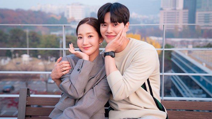 Forecasting Love and Weather Episode 13