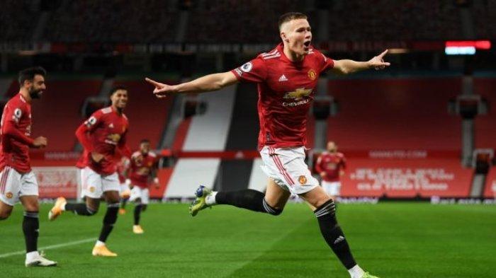 Gelandang Manchester United, Scott McTominay merayakan selebrasai kala Man United menjamu Wolves di Liga Inggris