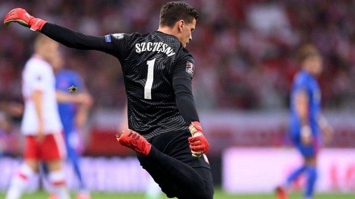 Laga berlangsung panas sejak awal dan Wojciech Szczesny menjadi pahlawan di bawah mistar gawang.