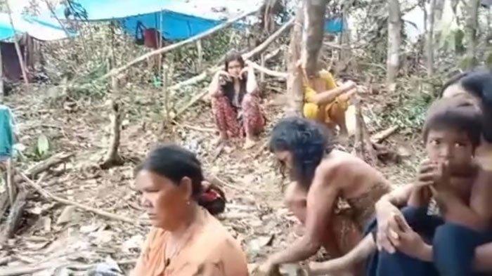Sejumlah Orang Rimba dari kelompok Tumenggung Telaman di Tebo, ikut dalam pertemuan pimpinan kelompoknya dengan aparat dari TNBT, Polisi, dan TNI.