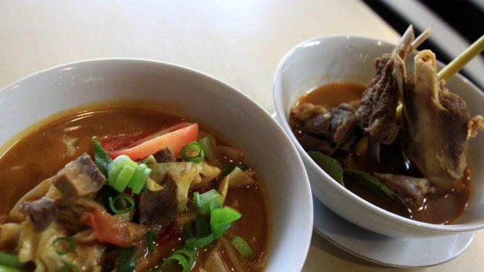 Tengkleng dan tongseng Warung Waskito di Jambi.