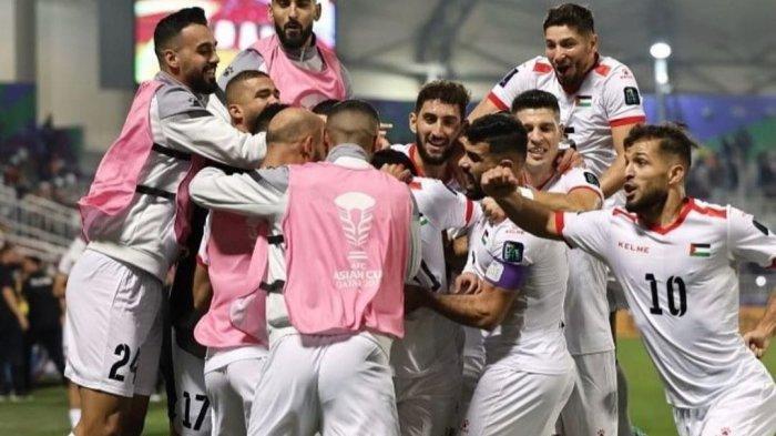 Timnas Palestina akan menghadapi Yordania di kualifikasi Piala Dunia 2026 zona Asia malam ini.