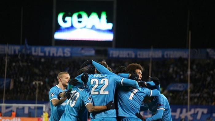 Zenit St. Peterseburg rayakan gol ke gawang Valencia di Petrovskiy, Selasa (24/11/2015).