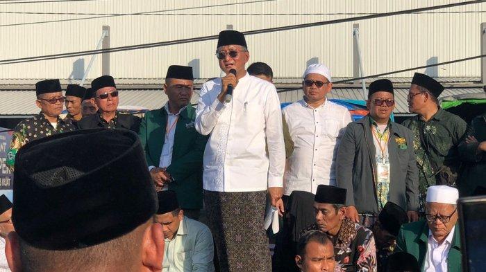 MENTERI PUPR HADIRI ISTIGHOSAH NU - Menteri PUPR Dody Hanggodo hadir di acara istighosah NU yang digelar di depan pabrik Polytron Sayung Demak, Minggu (15/6/2025).