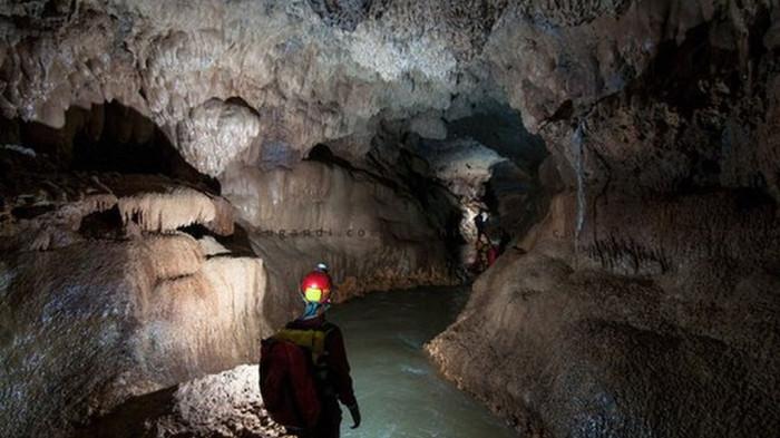 WISATA KEBUMEN - Goa Petruk.