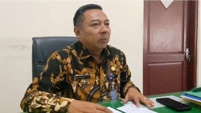 SISWA DIARE - Kepala Disdikbud Kabupaten Batang, Bambang Suryantoro Sudibyo. 13 siswa sekolah dasar dilaporkan mengalami muntah-muntah dan diare seusai menyantap menu makan bergizi gratis pada Senin (14/4/2025).