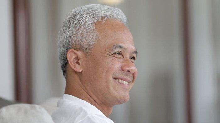 Calon Presiden nomor urut tiga Ganjar Pranowo menjawab pertanyaan saat diwawancarai di Jakarta, Rabu (13/12/2023). TRIBUNNEWS/IRWAN RISMAWAN