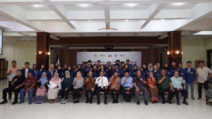 Dialog Mahasiswa bertemakan