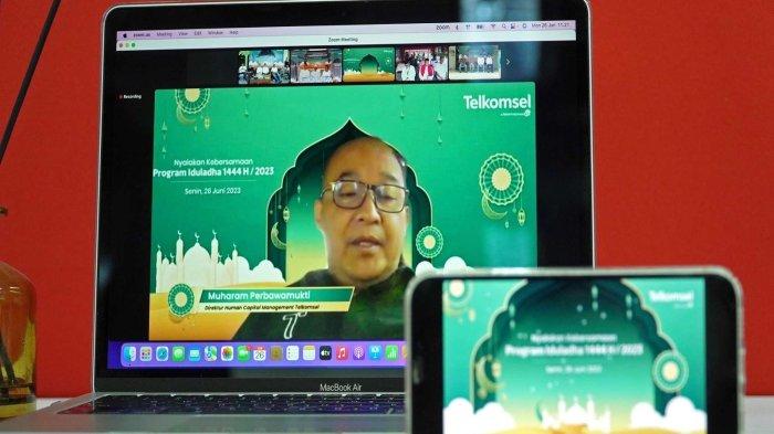 Direktur Human Capital Management Telkomsel Muharam Perbawamukti mengucapkan selamat merayakan Hari Raya Iduladha 1444 H bagi seluruh umat muslim yang merayakan dan berharap bantuan hewan kurban yang diberikan dapat berdampak positif bagi masyarakat serta mempererat tali silahturahmi.