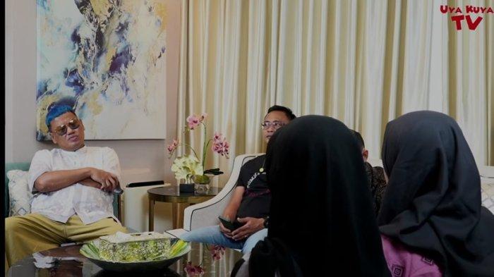 Tangkapan layar dua korban saat memberikan keterangan di hadapan Uya Kuya terkait kejadian pemerkosaan yang dialaminya dengan pendampingan kuasa hukum korban.