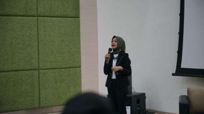 Eva Ria Hafizta, Influencer BUMN dan Content Creator di InJourney Airport, sebagai pemateri utama.