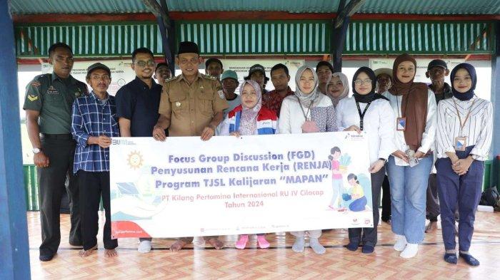 Foto bersama FGD
