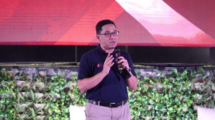 Head of Android Platforms & Ecosystems Google Indonesia Denny Galant berharap kolaborasi dengan Telkomsel dapat meningkatkan pengalaman masyarakat Indonesia dengan beragam konten yang luar biasa, memberikan nilai tambah lebih baik bagi keluarga maupun individu, serta membuka kebebasan berkreasi bagi developers untuk menawarkan lebih banyak pengalaman premium di Google Play.